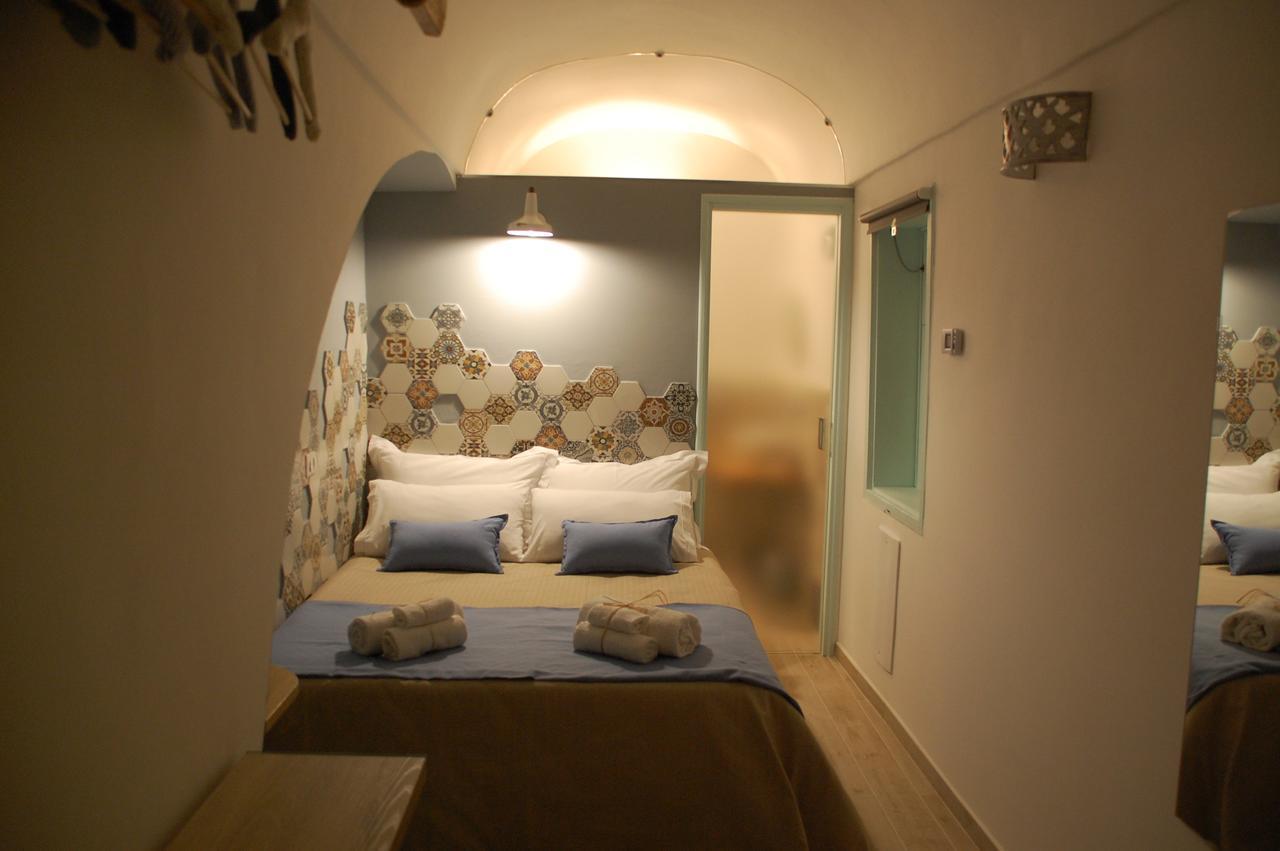 Palazzo Bianchi Domus Holidays Трани Номер фото